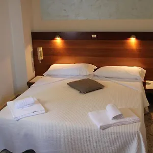  Hotel Trattoria Fioravante Italie